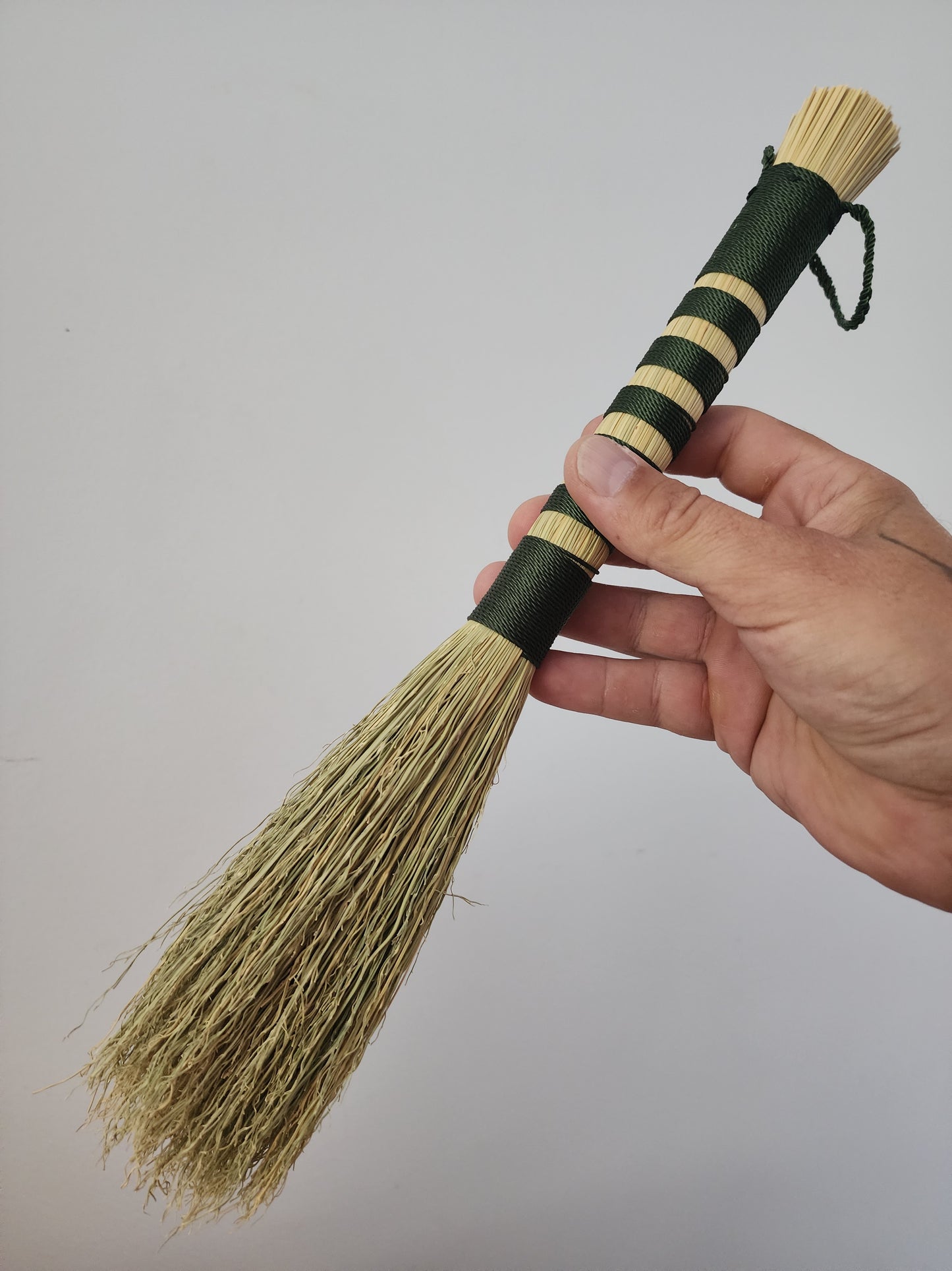 13" Whisk Broom